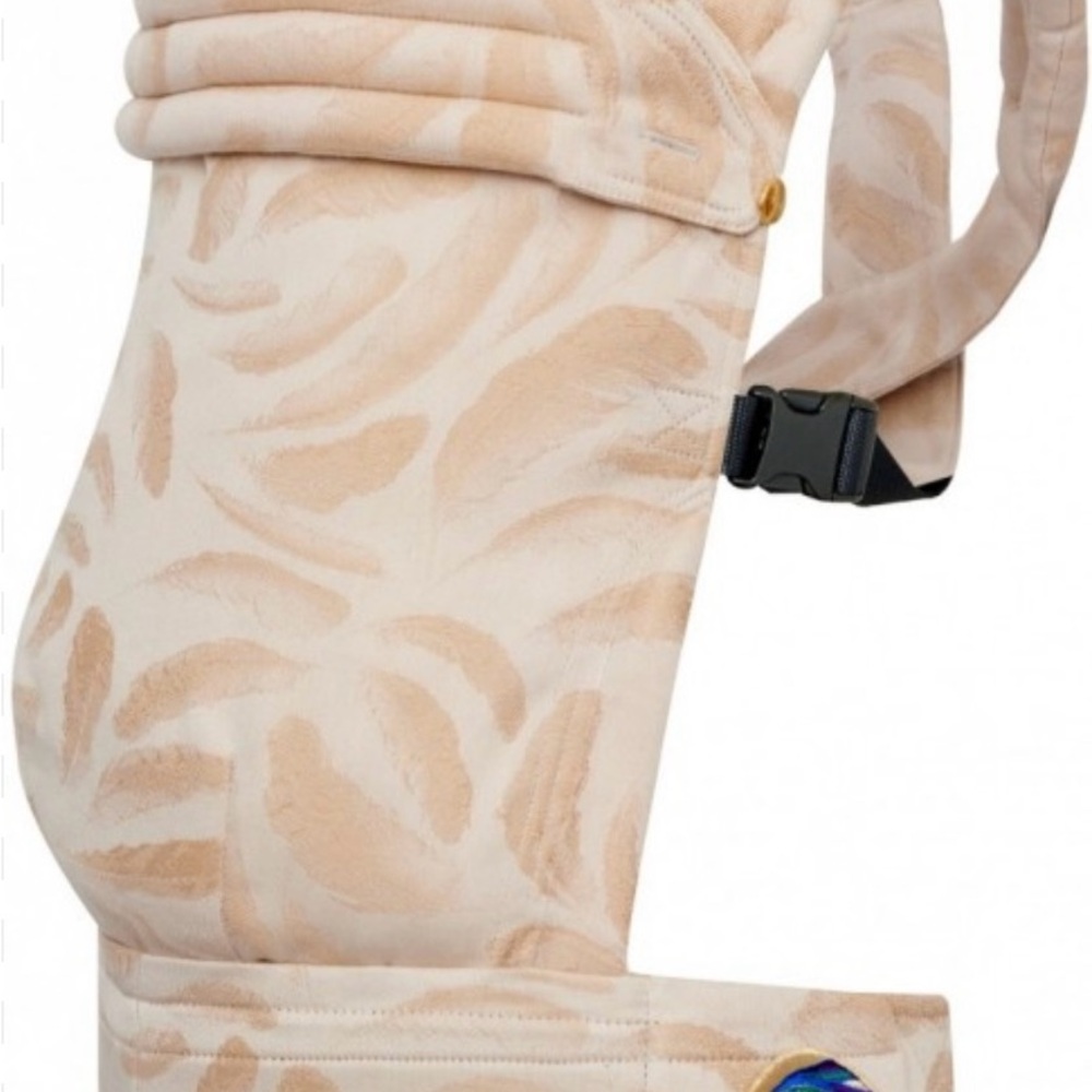Artipoppe Zeitgeist Feather Light Designer Wrap